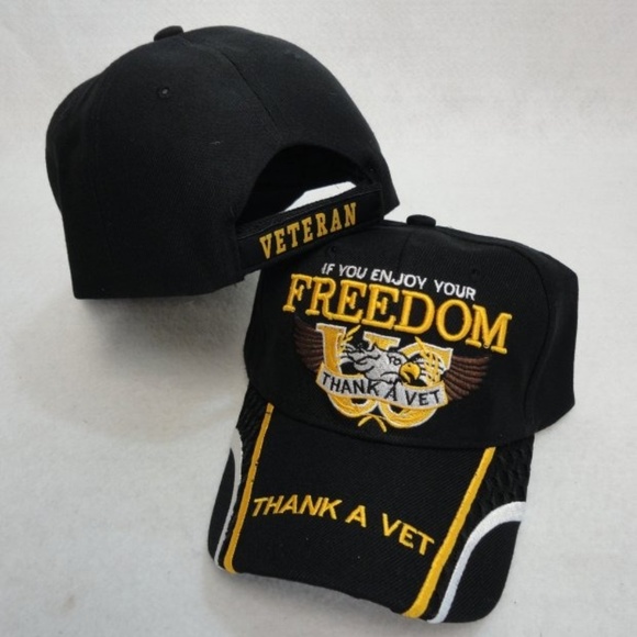 Other - *NWOT* PATRIOTIC BASEBALL CAP